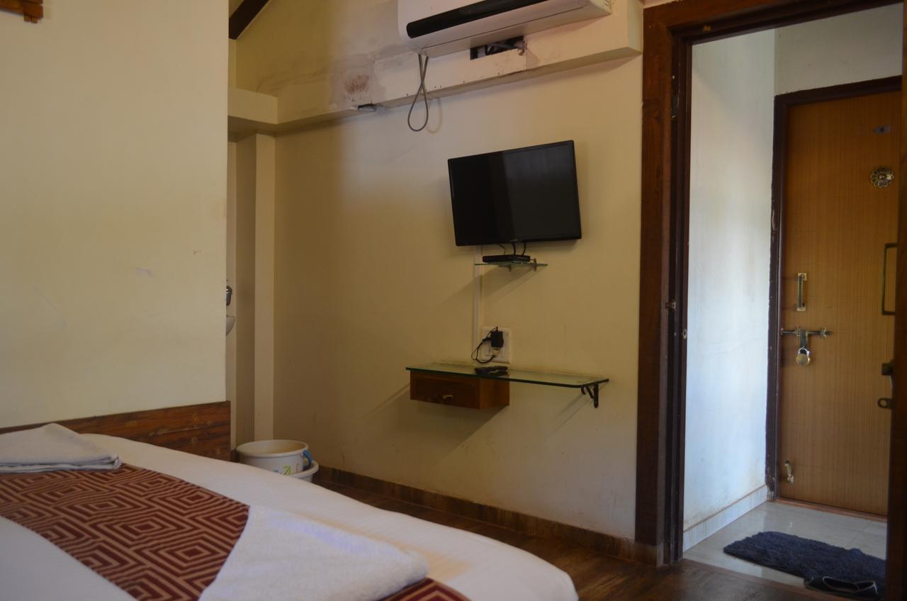 Kaular Atithis Grand Kokan Resort Ganpatipule Esterno foto