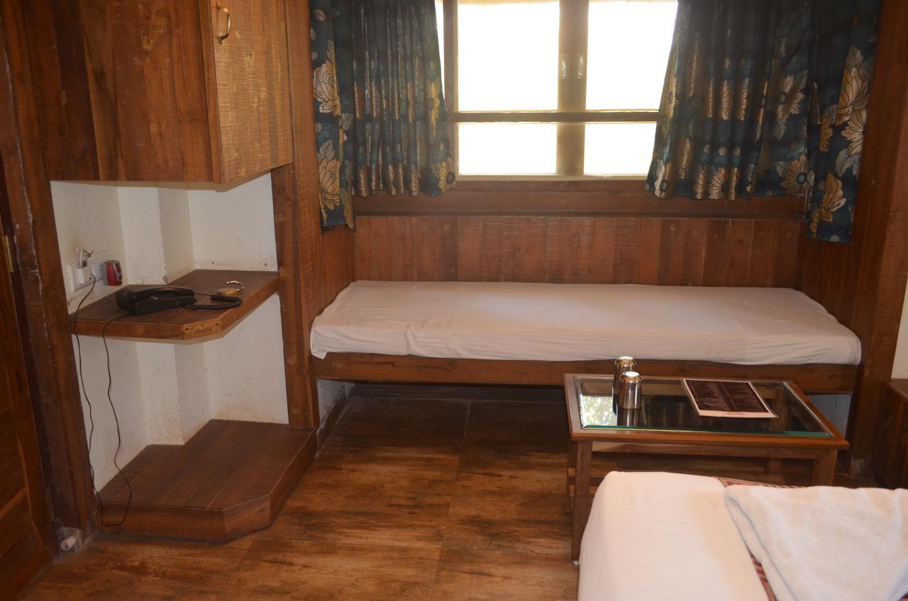 Kaular Atithis Grand Kokan Resort Ganpatipule Esterno foto