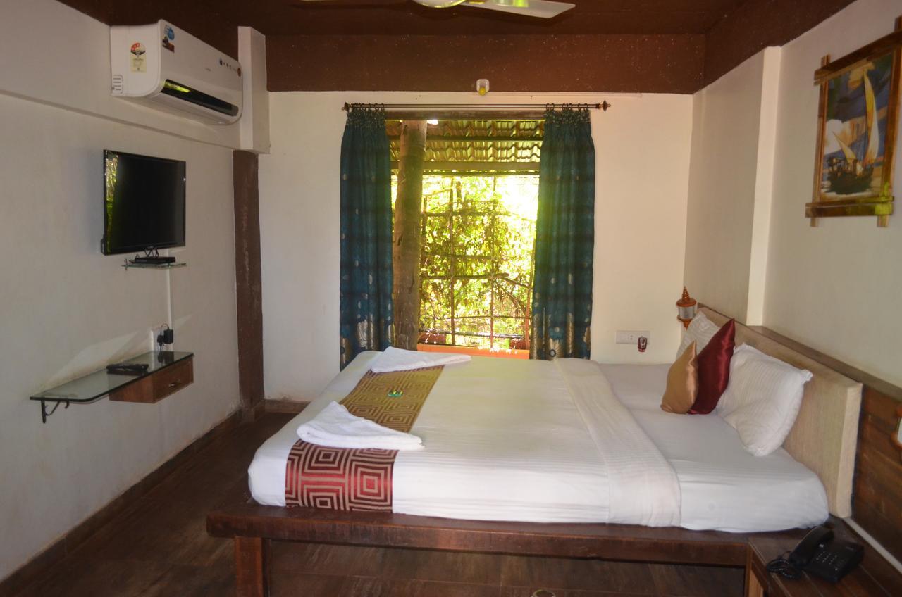 Kaular Atithis Grand Kokan Resort Ganpatipule Esterno foto